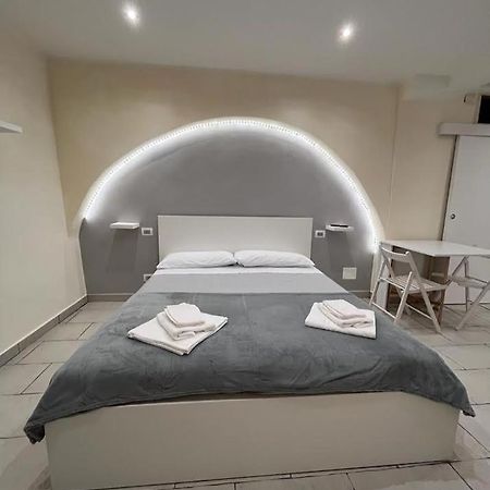 Appartamento Al Rifugio Di Rosmy Bari Esterno foto